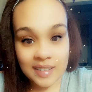 Meet your Posher, Nakisha